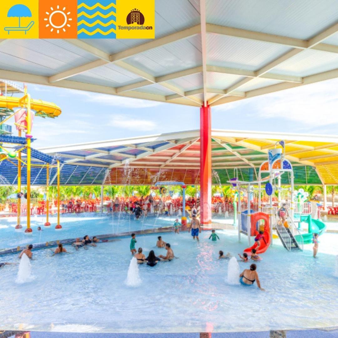 Piazza Com Acesso Ao Acqua Park - Gustavo Aparthotel Caldas Novas Bagian luar foto